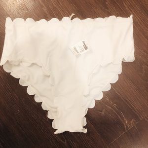 NWT High Waisted Scalloped Bikini Bottoms size L